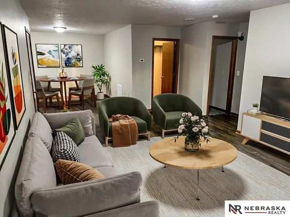 614 & 616 Maple St, Louisville, NE 68037