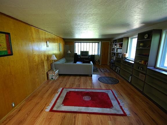 2nd image of 326 Milroy St NW