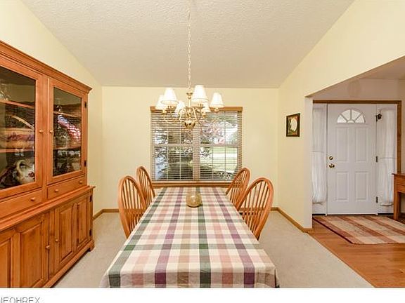 4th image of 38538 Avalon Dr