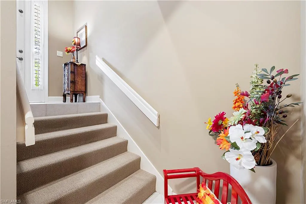 2 bed, 2.0 bath, 1800 sqft, $7,500 — Photo 3