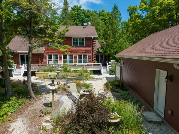 8747 Old Logging Trl, Baileys Harbor, WI 54202