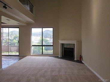 2nd image of 13331 Moorpark St APT 322