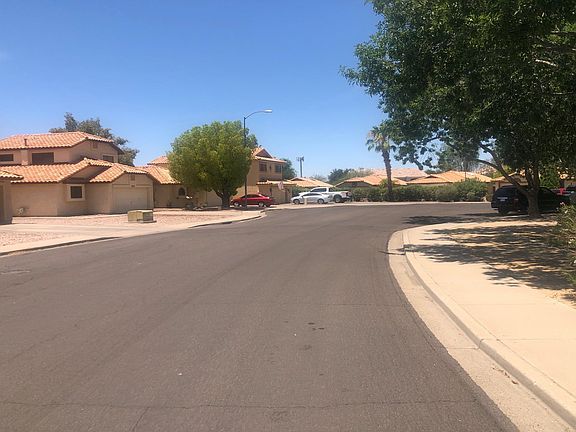4th image of 4533 E Glade Cir