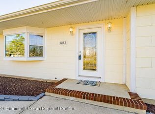 583 N Lake Shore Dr, Brick, NJ 08723