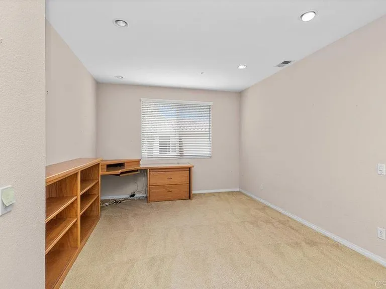 219 Pacific View Ln — Photo 31