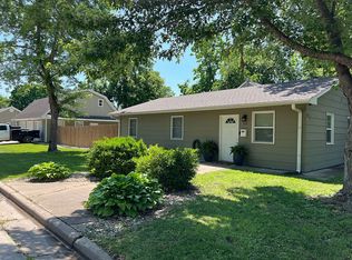 614 Locust St, Wamego, KS 66547