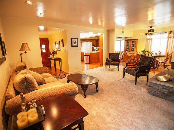 5th image of 952 W La Deney Dr