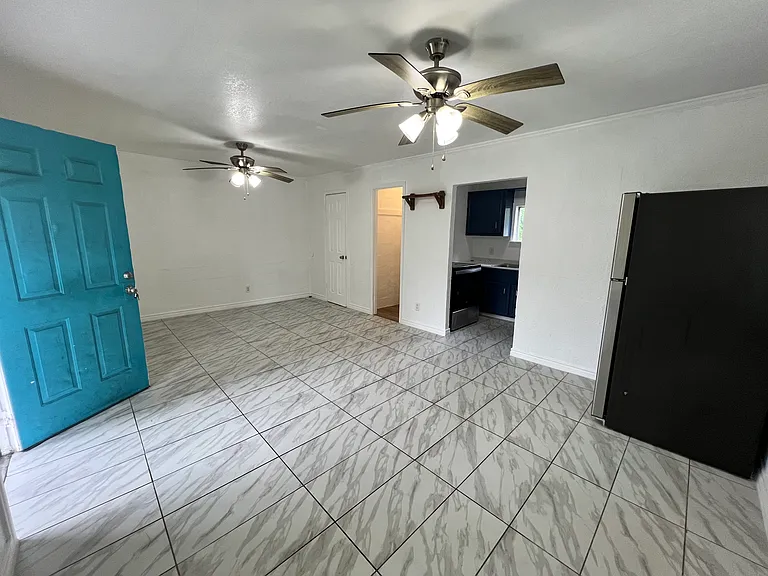 5504 Jensen Dr #5 — Photo 7