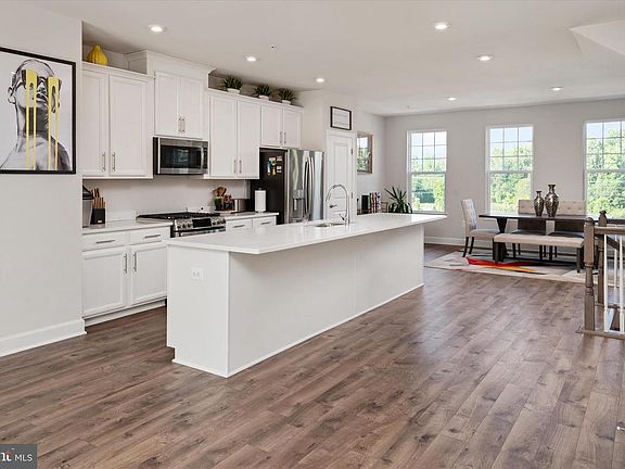 4th image of 2266 Haw River Rd