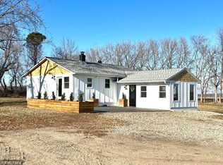 66649 305th St, Litchfield, MN 55355