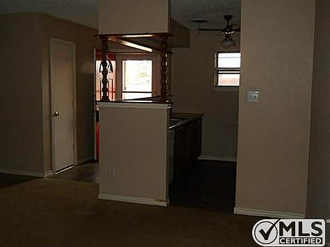 4th image of 4218 Sherwood Dr