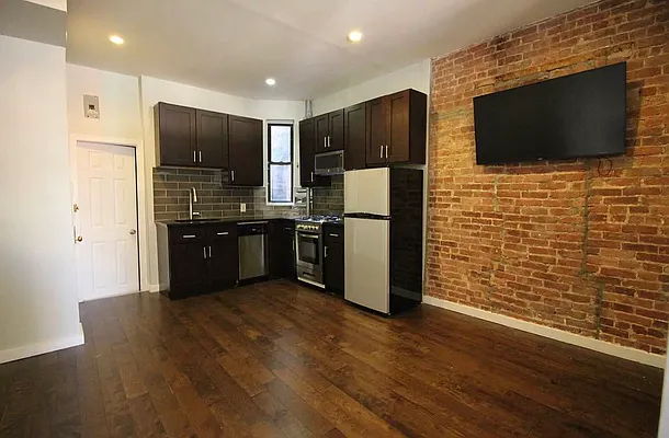 Rented by Heritage Realty LLC | media 3