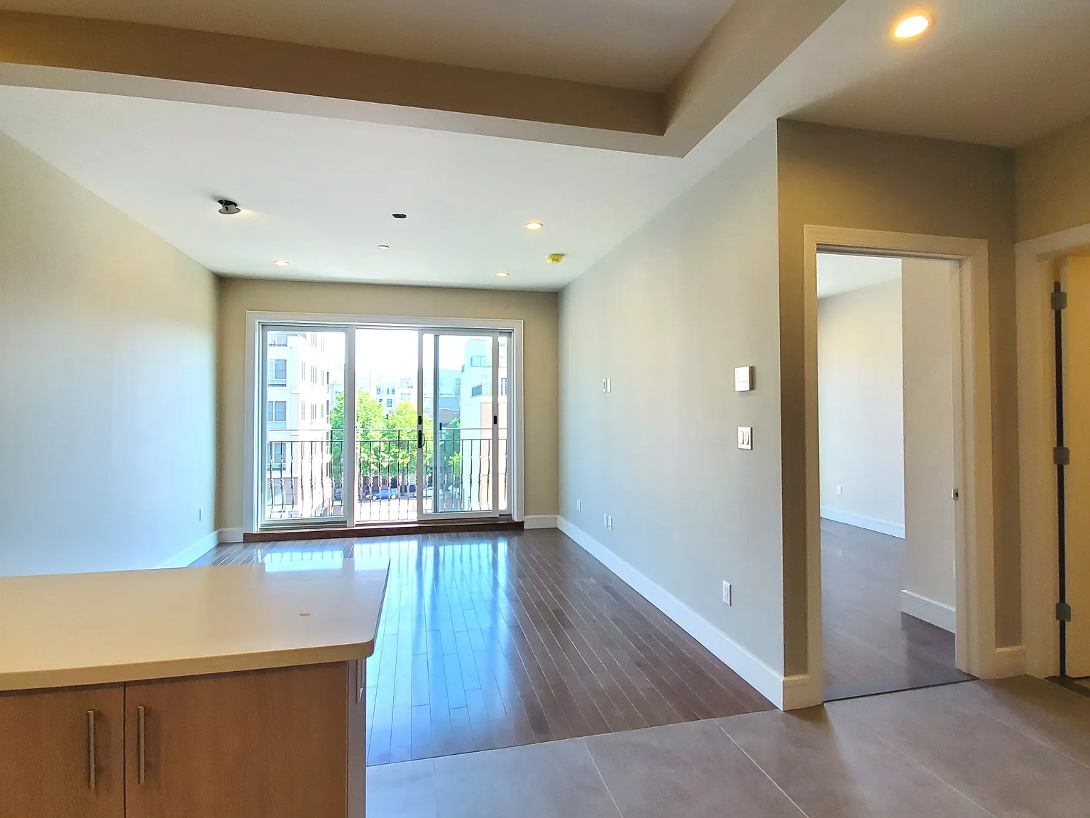 352 South First Street — Photo 2