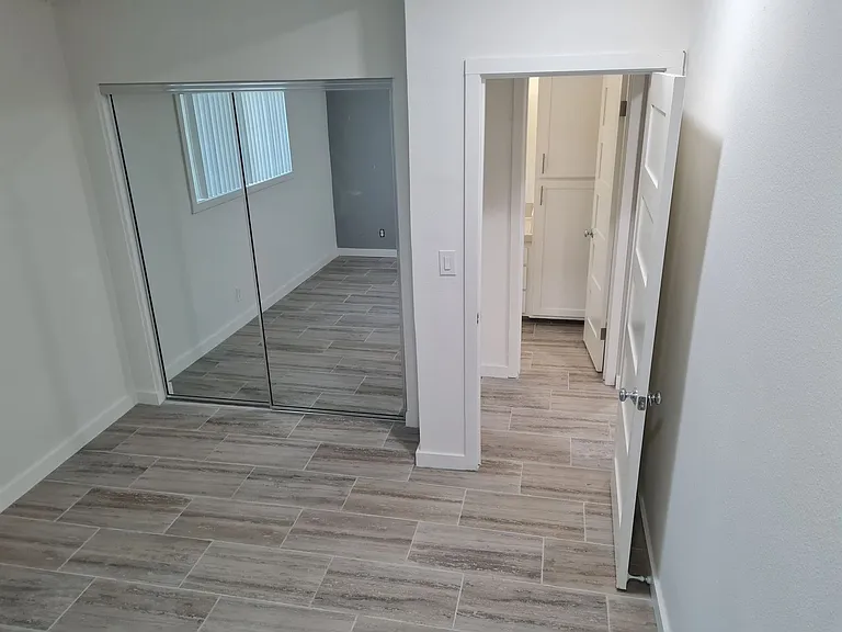 Remodeled 1 Bedroom Unit in Orange — Photo 6