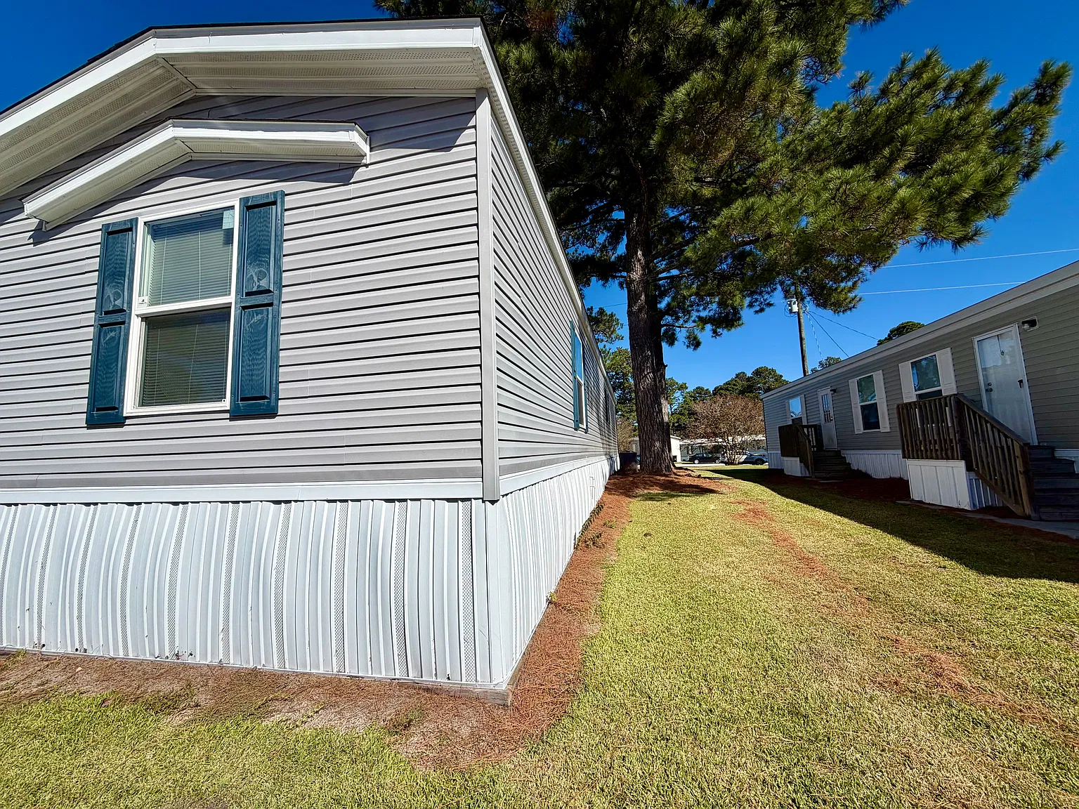 3 bed, 1056 sqft, $1,169 — Photo 2