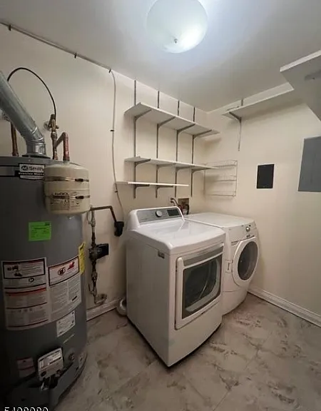 540 Holly Ct — Photo 13