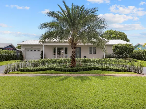 1213 N 46th Ter, Hollywood, FL 33021
