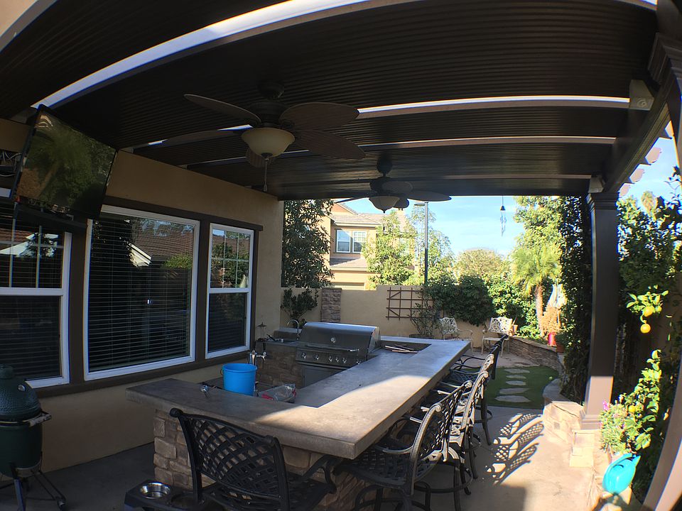 2nd image of 1023 Palmetto Way