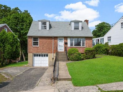 38 Cross Hill Avenue, Yonkers, NY, 10703