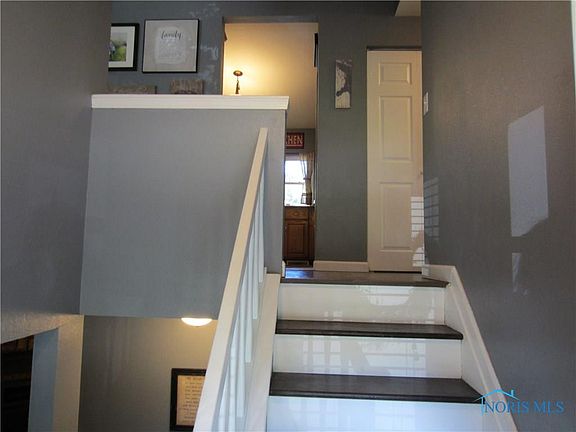 3rd image of 6126 W Pembridge Dr