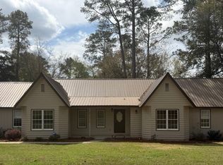 311 Overlook Dr, Montezuma, GA 31063