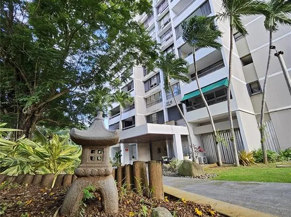 305 La Arboleda, Guaynabo, PR 00966