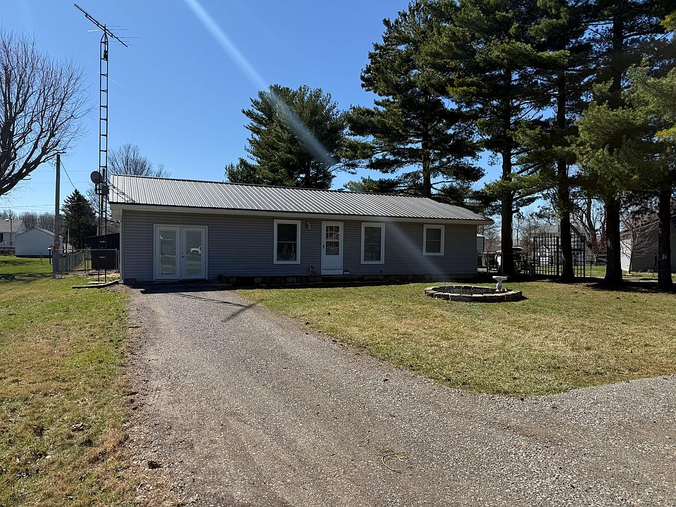 1st image of 4641 Christine St