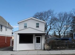 389-393 Winthrop St, Winthrop, MA 02152