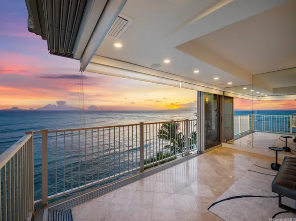 3015 Kalakaua Ave APT 901, Honolulu, HI 96815