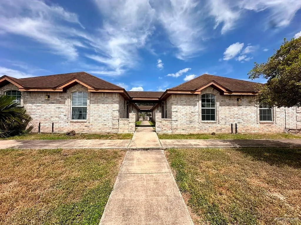 2 bed, 2.0 bath, 960 sqft, $865 — Photo 1