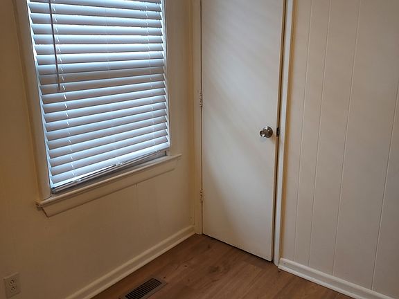 3rd image of 2825 High St