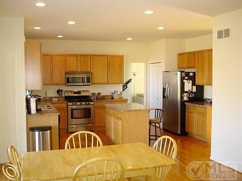 Kitchen - Dinette