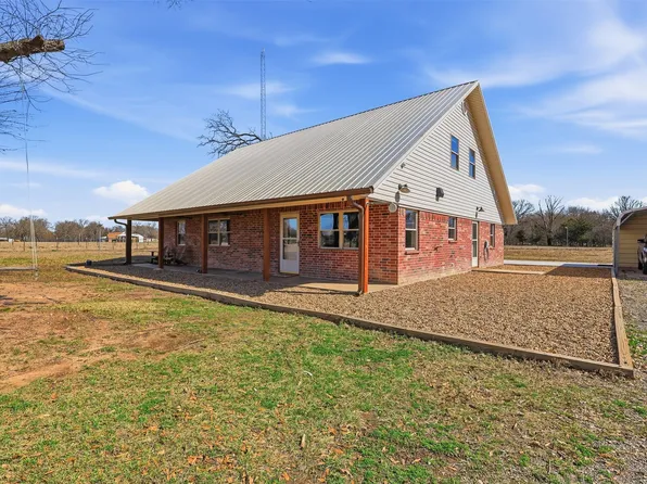 397 Rs County Rd 4452, Point, TX 75472