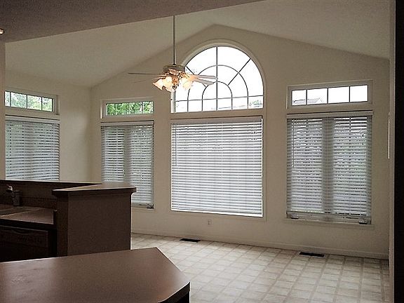 3rd image of 111 Leather Leaf Ln