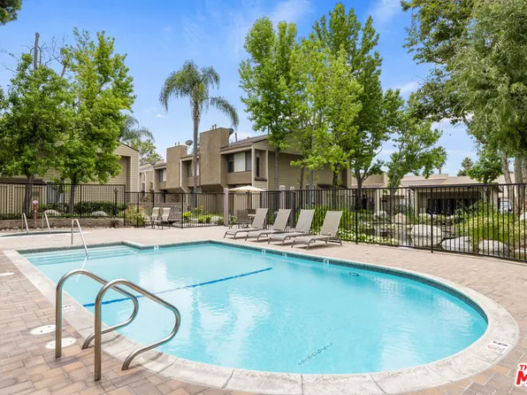 5495 Twin Lakes Dr, Cypress, CA 90630
