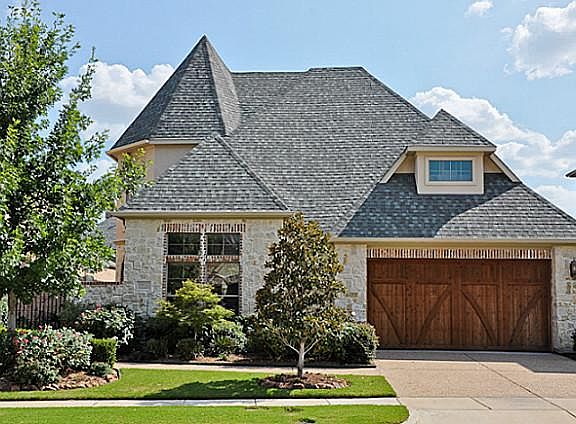 2nd image of 6932 Medallion Dr