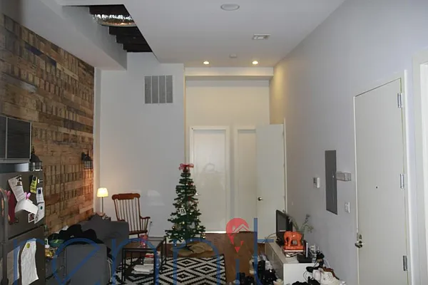 Rented by Rennit Inc. | media 11