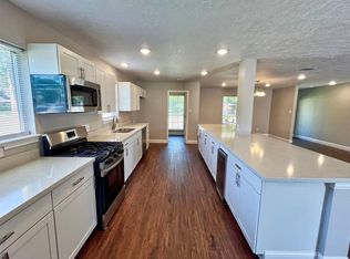 415 Sevenhampton Ln, Houston, TX 77015