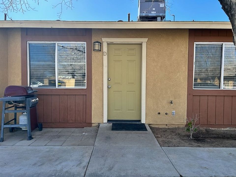 1st image of 425 Rick Ct #D
