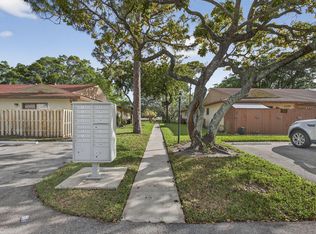 4296 Woodstock #D, West Palm Beach, FL 33409