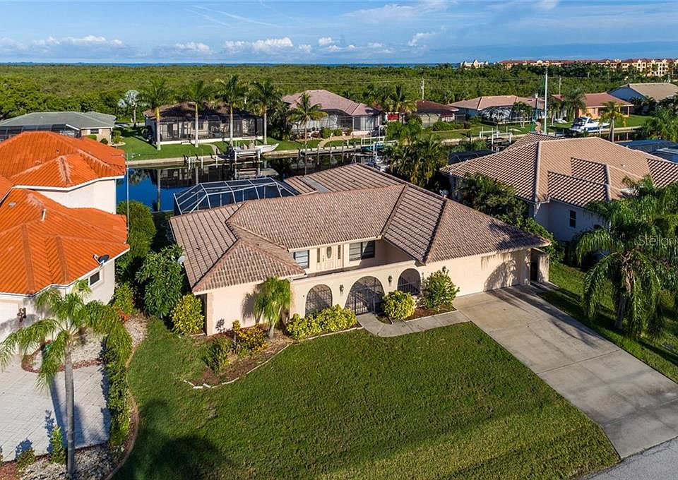 1st image of 247 Divinci Dr