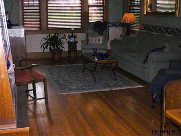 2nd image of 914 N 49th Ave