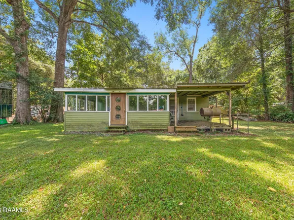 1007A Bruce St, Breaux Bridge, LA 70517