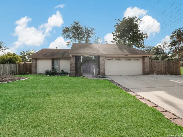 13603 OAK BREEZE, Universal City, TX 78148