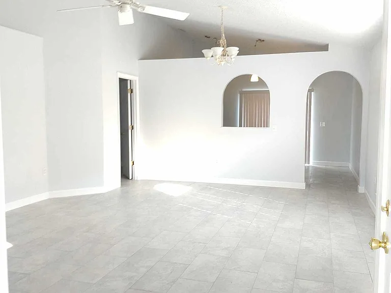 605 Caladesi Trl — Photo 3