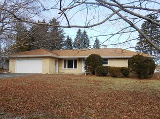 N132W18040 Rockfield Rd, Germantown, WI 53022