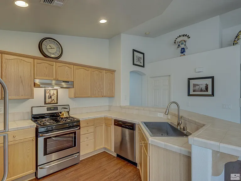 10695 Vista Bonita Ln — Photo 7
