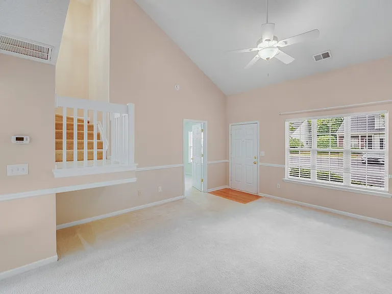15021 Deshler Ct — Photo 9