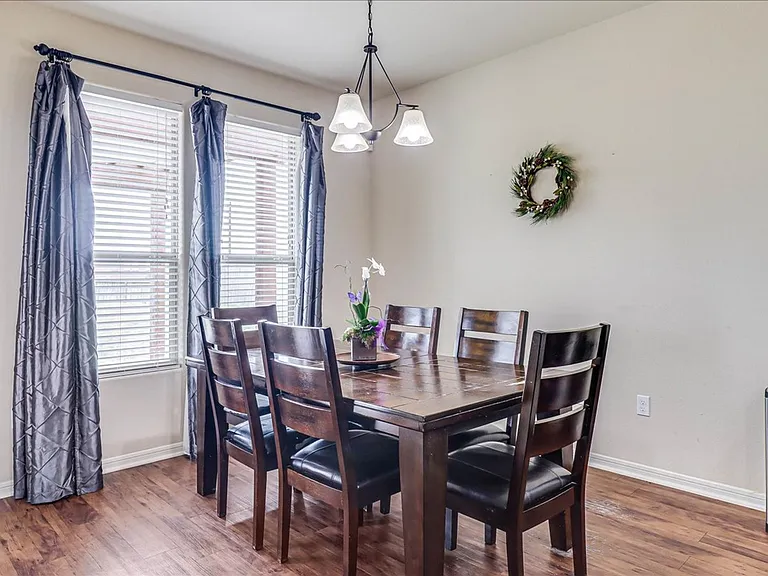 2242 Anacua St — Photo 14