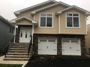 1212 Bower St, Linden, NJ 07036
